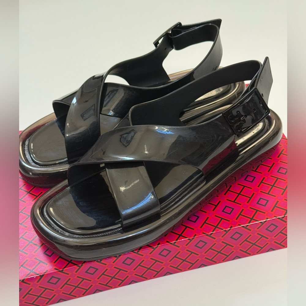 Tory Burch Crisscross Bubble Jelly Sandals Black Size 8 (New) - Picture 4 of 8